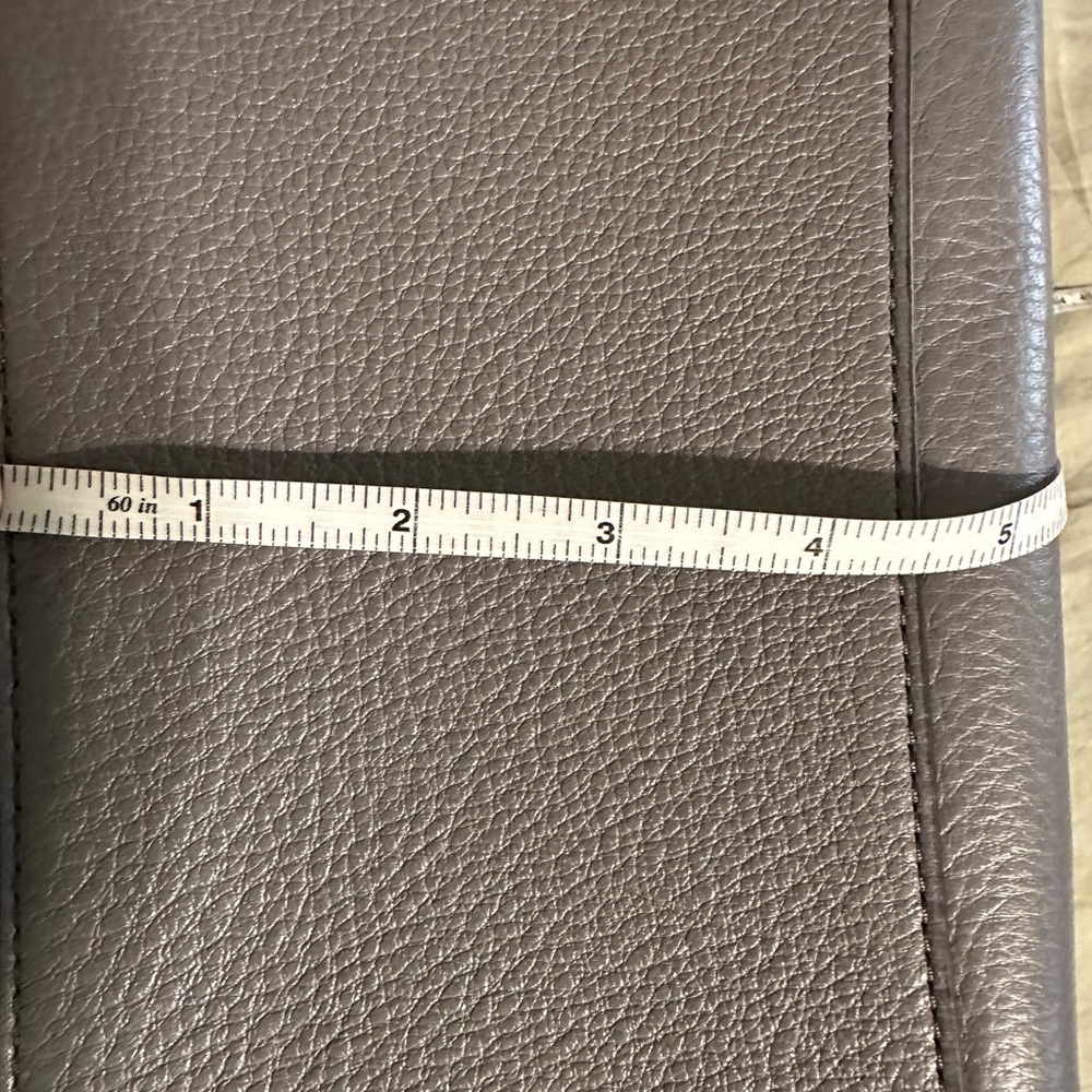 Michael Kors satchel. - Picture 14 of 14